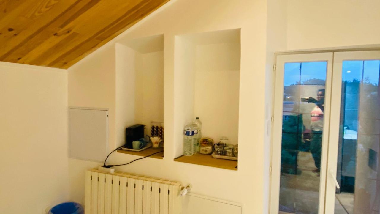 Studio Cros Climatise كاسْتْرْ المظهر الخارجي الصورة